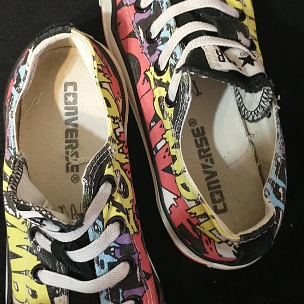Converse slip on zombie size 4Y - Picture 5 of 12